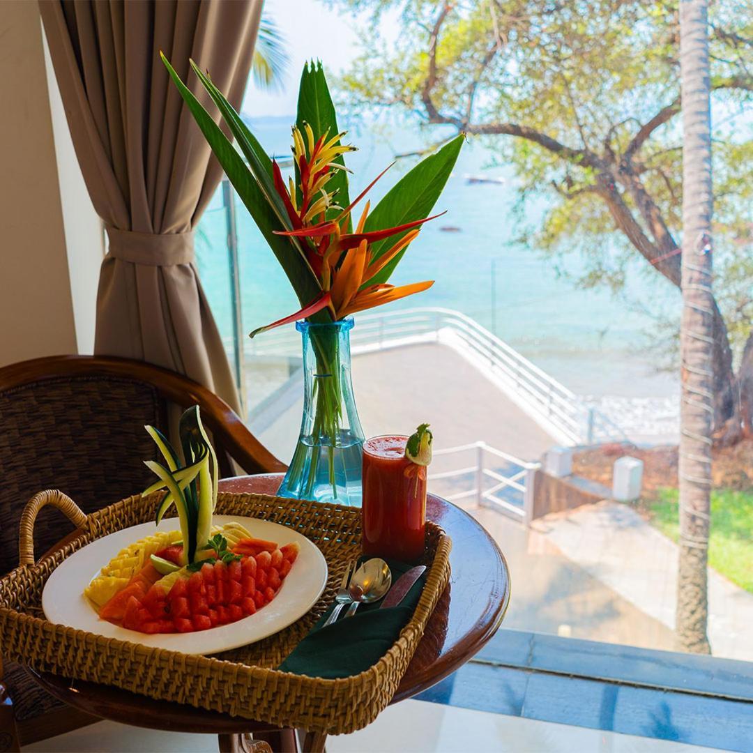 Bambolim Beach Resort Exterior foto