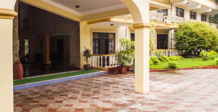 Bambolim Beach Resort Exterior foto
